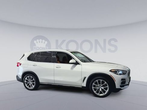 Used 2023 BMW X5 xDrive40i w/ Premium Package AWD/4WD image 2