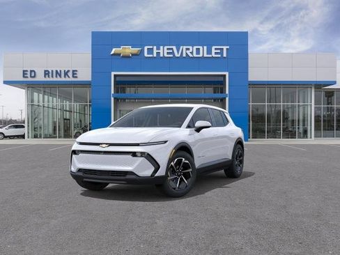 New 2026 Chevrolet Equinox EV LT FWD image 8