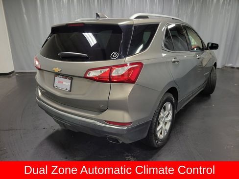 Used 2018 Chevrolet Equinox LT FWD image 9