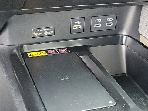 New 2026 Toyota Camry SE image 22