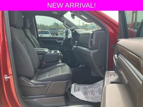 Used 2024 Chevrolet Silverado 1500 LT w/ Convenience Package II image 11