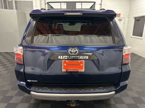 Used 2023 Toyota 4Runner TRD Off-Road Premium w/ Moonroof Package AWD/4WD image 9