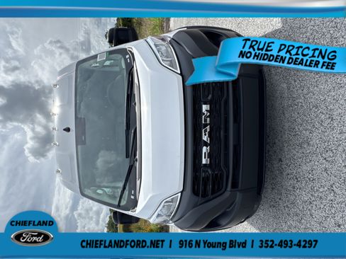 Used 2026 RAM ProMaster 2500 w/ Convenience Group FWD image 1