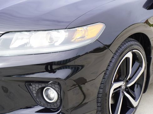 Used 2015 Honda Accord EX-L image 2