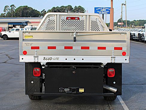 Used 2024 RAM 2500 Tradesman RWD image 11