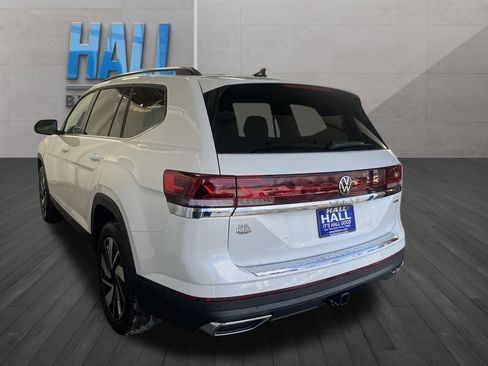 New 2026 Volkswagen Atlas SE image 2