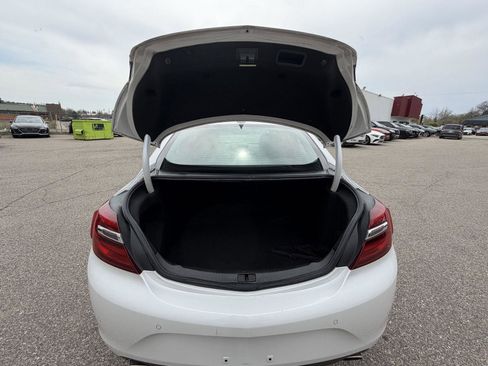 Used 2016 Buick Regal Premium FWD image 25