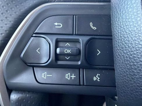 Used 2026 Toyota 4Runner Limited AWD/4WD image 26