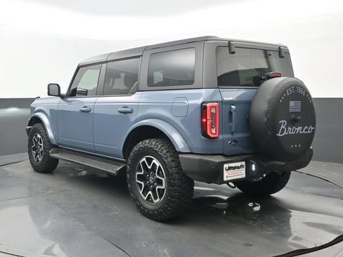 Used 2025 Ford Bronco Outer Banks AWD/4WD image 3