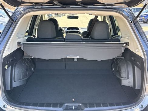 Used 2024 Subaru Forester Premium image 32