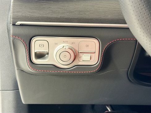 New 2026 Mercedes-Benz GLE 63 AMG S image 11