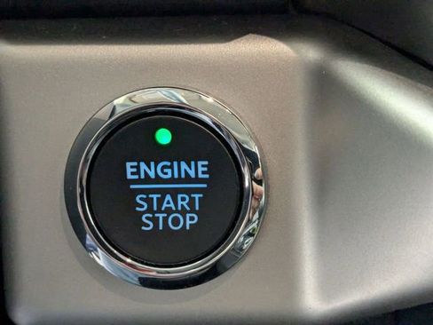 Used 2024 Ford Expedition Max XLT image 25