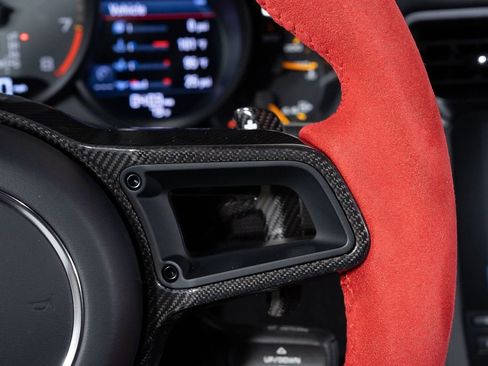 Used 2018 Porsche 911 GT2 RS image 25