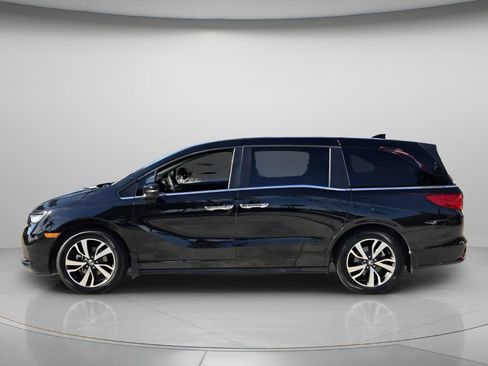Certified 2024 Honda Odyssey Touring image 5