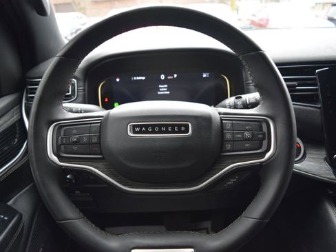 Used 2022 Jeep Wagoneer Series II w/ Premium Group I image 19