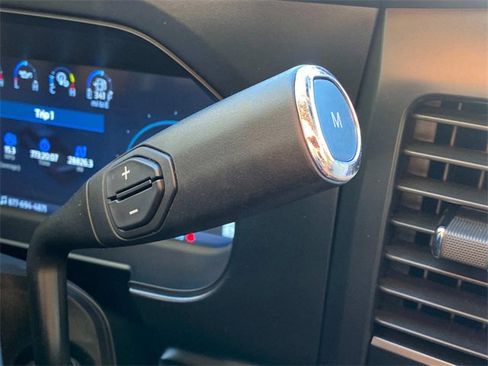 Used 2024 Ford F250 Lariat w/ Lariat Ultimate Package image 31