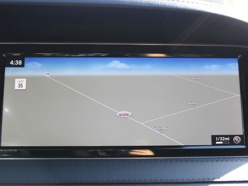 Used 2016 Mercedes-Benz S 550 Sedan image 32