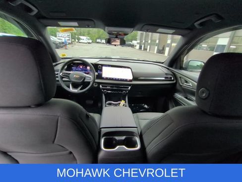 Certified 2024 Chevrolet Traverse LT w/ Trailering Package AWD/4WD image 20