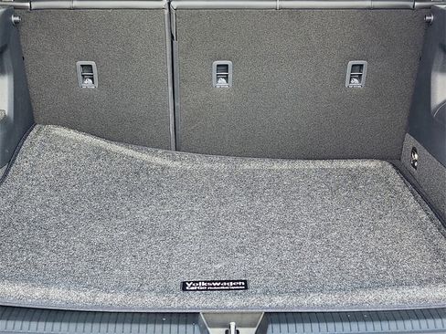 New 2026 Volkswagen Tiguan SE image 22