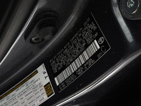 Used 2022 Toyota Prius XLE AWD/4WD image 29