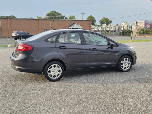 Used 2012 Ford Fiesta S FWD image 4
