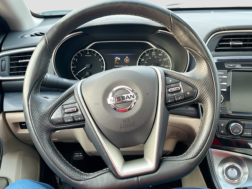 Used 2022 Nissan Maxima Platinum w/ Sport Mat Group FWD image 11