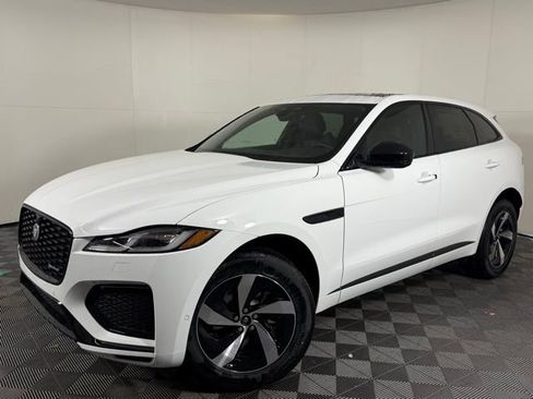 Used 2025 Jaguar F-PACE R-Dynamic S image 1
