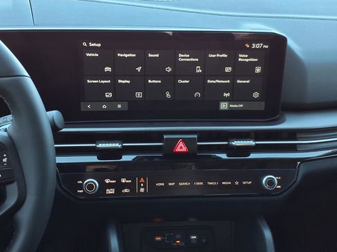 New 2026 Kia Sportage SX FWD image 8