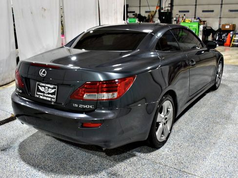 Used 2011 Lexus IS 250C image 9