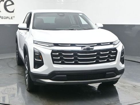 New 2026 Chevrolet Equinox LT w/ Safety and Technology Package FWD image 29