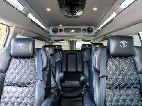 Used 2022 GMC Savana 2500 Extended RWD image 24