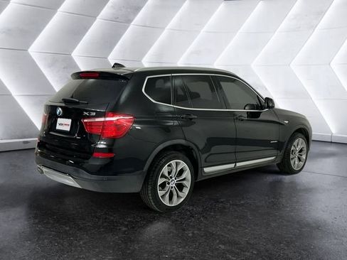 Used 2017 BMW X3 xDrive28i image 4