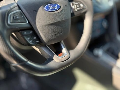Used 2018 Ford Focus ST FWD image 18