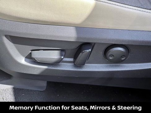 Used 2020 INFINITI QX50 Essential w/ Convenience Package image 22