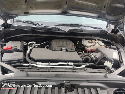 Used 2020 Chevrolet Silverado 1500 Custom w/ Custom Value Package image 8