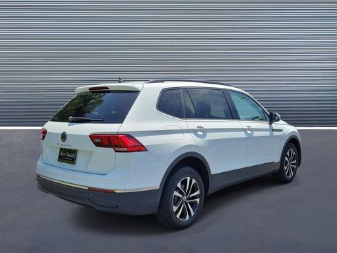 Used 2023 Volkswagen Tiguan S FWD image 3