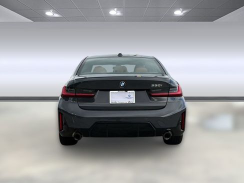 Used 2026 BMW 330i Sedan w/ M Sport Package RWD image 10