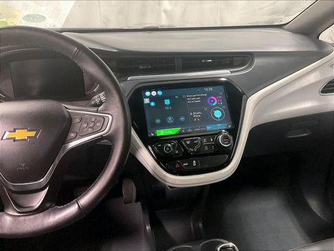 Used 2017 Chevrolet Bolt Premier w/ Driver Confidence II Package image 18