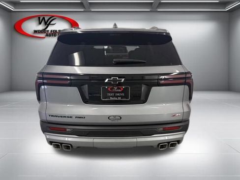 New 2026 Chevrolet Traverse Z71 w/ Enhanced Driving Package AWD/4WD image 7