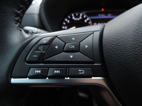 Used 2023 Nissan Sentra SV w/ Trunk Package image 26