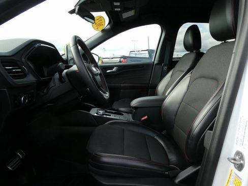 Used 2023 Ford Escape ST-Line image 26