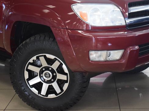 Used 2005 Toyota 4Runner SR5 image 4