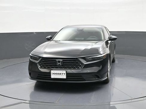 Certified 2025 Honda Accord LX image 22