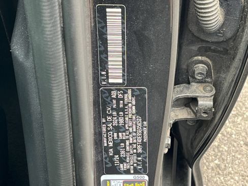 Used 2025 Kia K4 FWD image 29