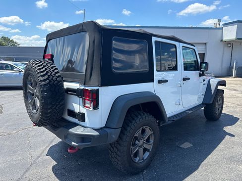 Used 2017 Jeep Wrangler Unlimited Rubicon AWD/4WD image 5