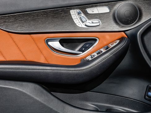 Certified 2022 Mercedes-Benz GLC 300 GLC 300 image 21