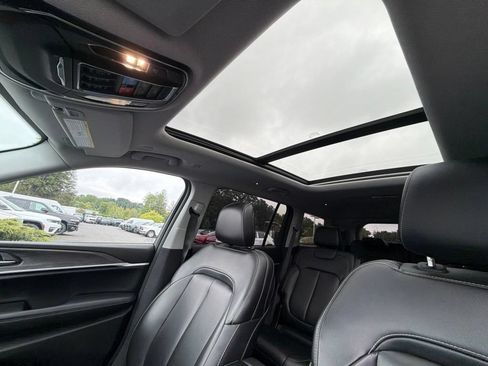 Used 2023 Jeep Grand Cherokee L Limited AWD/4WD image 34