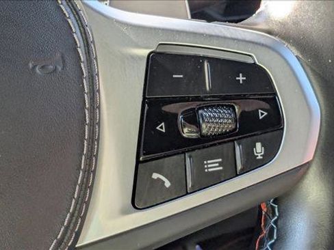 Used 2024 BMW X5 M60i image 16