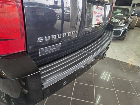 Used 2014 Chevrolet Suburban LS w/ All-Star Edition AWD/4WD image 31