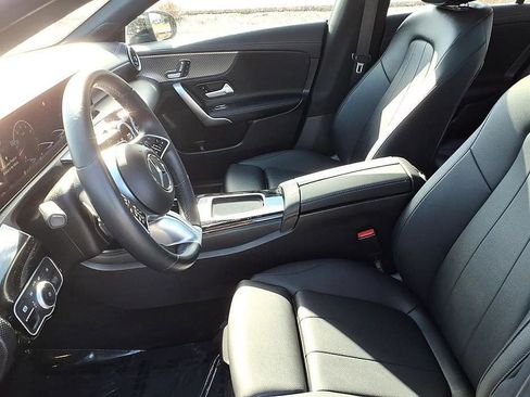 Used 2025 Mercedes-Benz CLA 250 4MATIC image 17